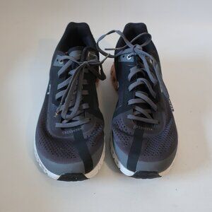 Womens OnCloudVenture Gray, Black, Pink Sneakers 7.5